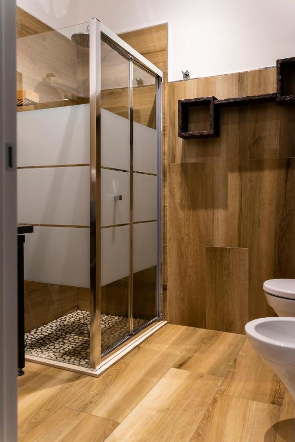 Adrian'S B&B Turi Kültér fotó